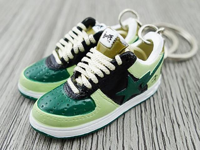 Mini 3D sneaker keychains BAPE - Green Black - Sneakers Passion