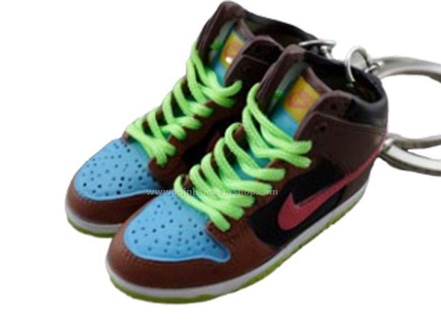 mini sneaker keychains Dunk UNDFT (2005) - Sneakers Passion