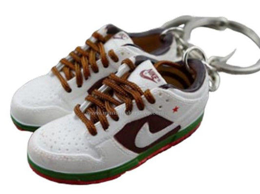 mini sneaker keychains Dunk Low Pro SB- California (2004) - Sneakers Passion