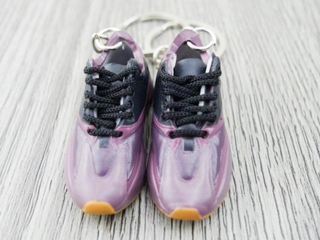 Mini Sneaker Keychains YZY 700 - MAUVE with black laces - Sneakers Passion