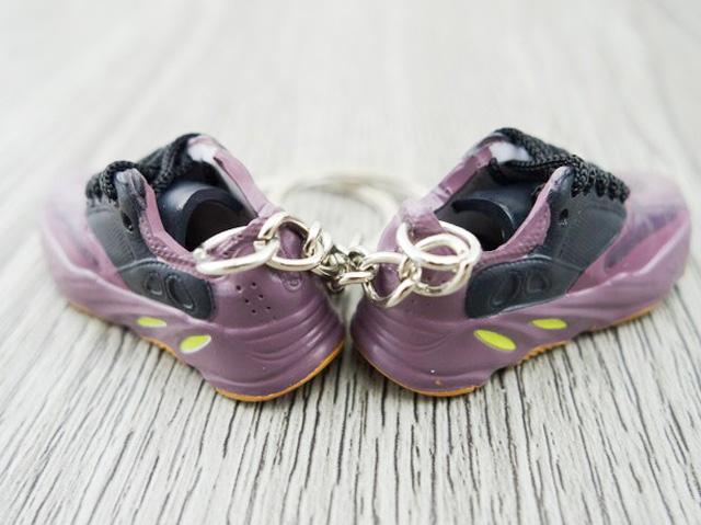 Mini Sneaker Keychains YZY 700 - MAUVE with black laces - Sneakers Passion
