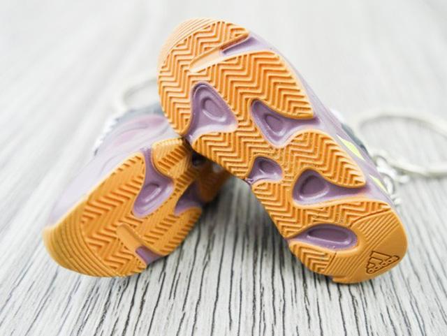 Mini Sneaker Keychains YZY 700 - MAUVE with white laces - Sneakers Passion