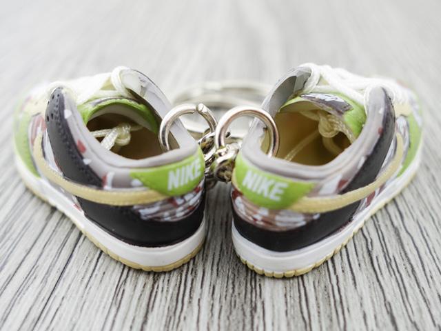 Mini sneaker keychain 3D Dunk Lo - Camo - Sneakers Passion