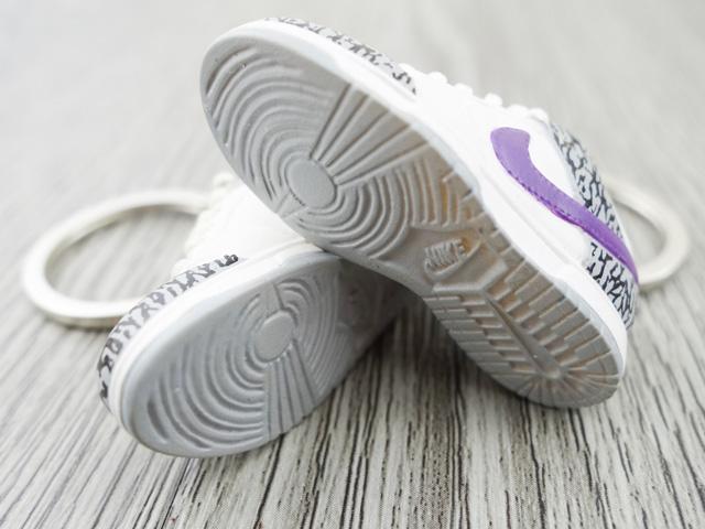 Mini sneaker keychain 3D Dunk Lo - Elephant print/ Purple - Sneakers Passion