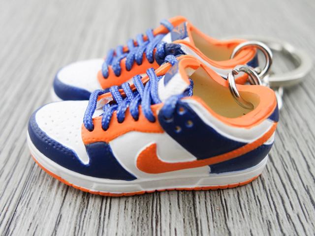 Mini sneaker keychain 3D Dunk Lo - Knicks - Sneakers Passion