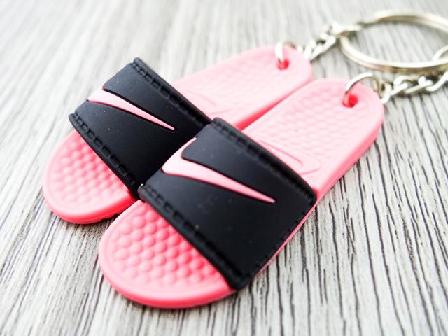 mini 3D sneaker keychains Flip Flops - Benassi Sandals Pink/Black - Sneakers Passion