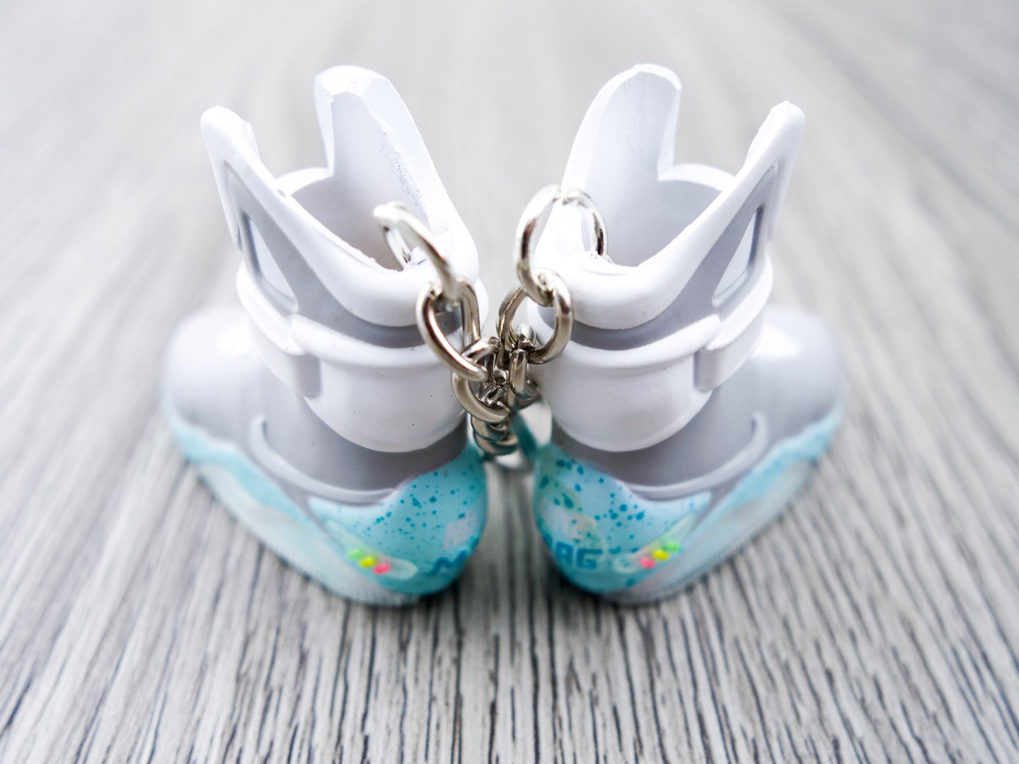 Mini Sneaker Keychains - Air Mag - Sneakers Passion