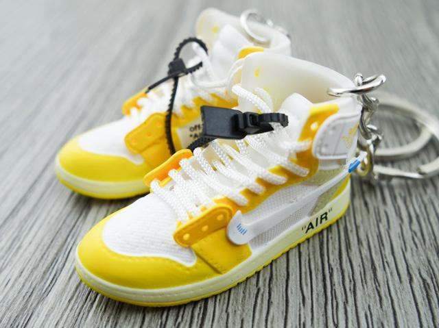 Mini sneaker keychain 3D Air Jordan 1 x OW inspired Yellow ( Unreleased sample) HQ - Sneakers Passion