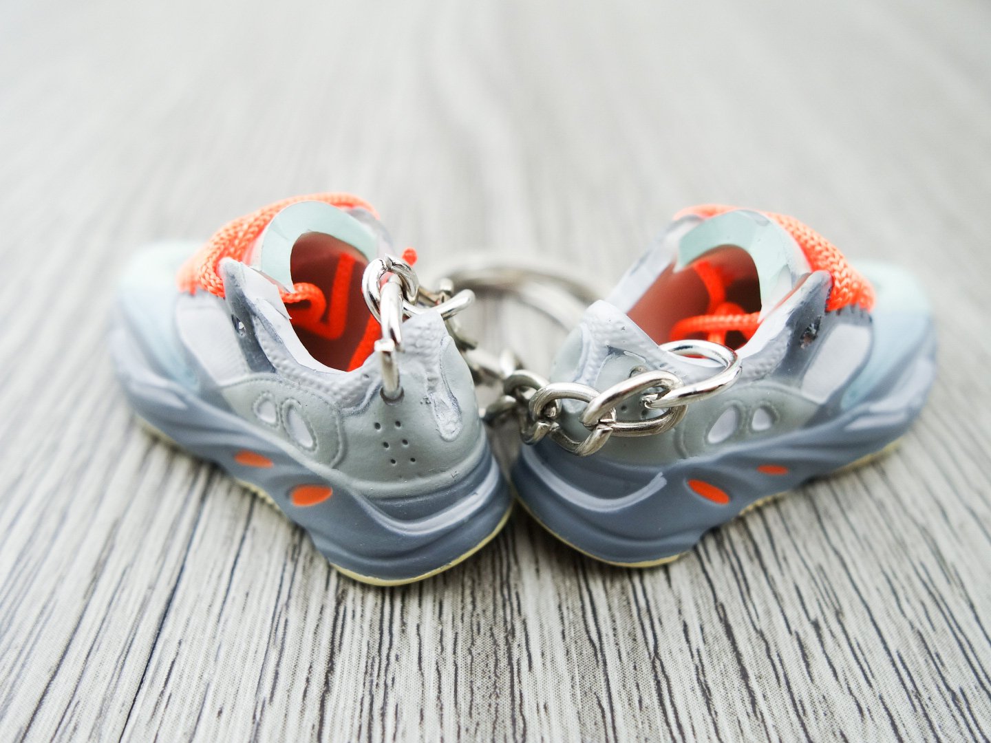 Mini Sneaker Keychains YZY 700 - Inertia with orange laces - Sneakers Passion