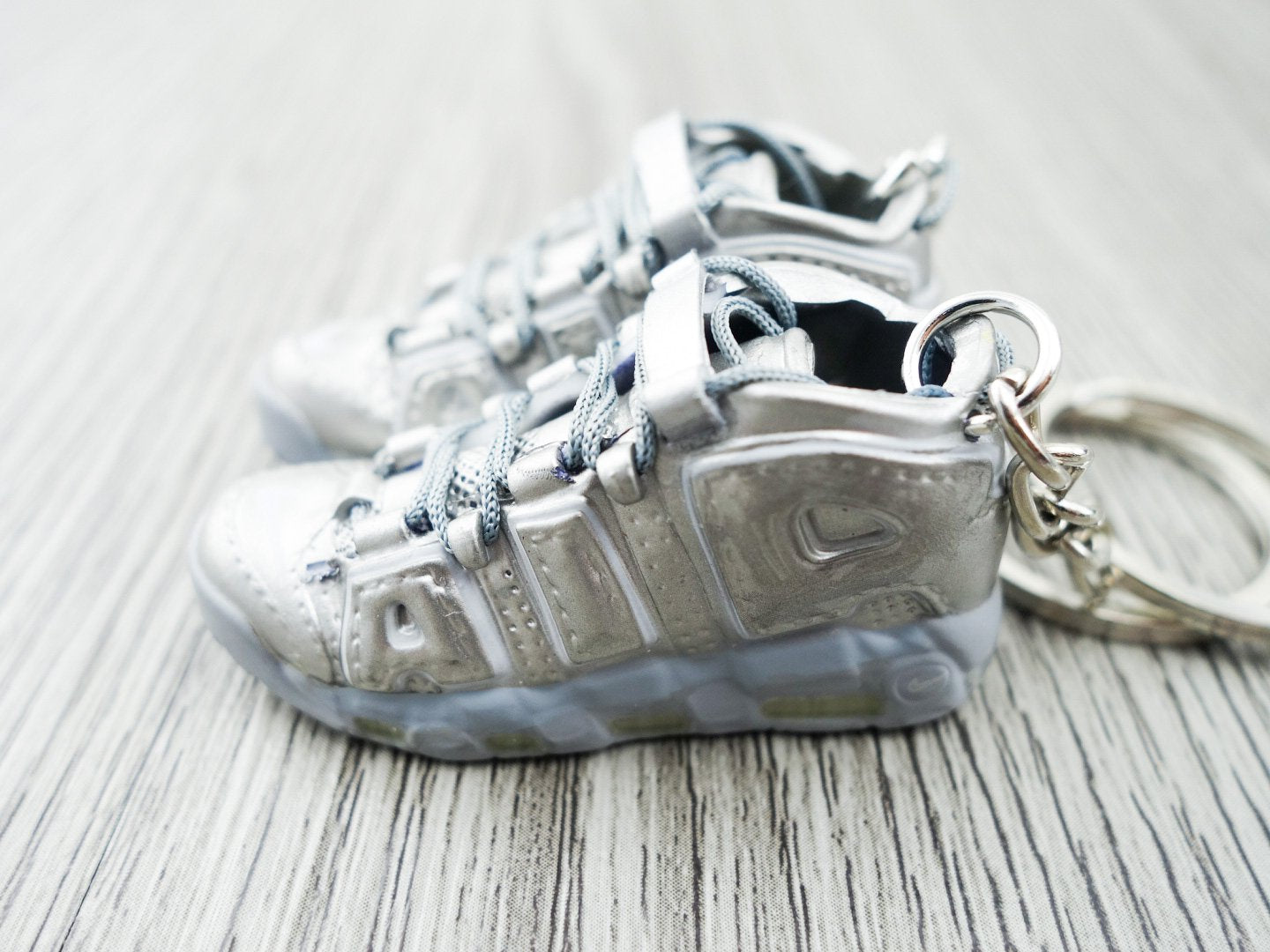 Mini 3D sneaker keychains Air Up Tempo - SILVER - Sneakers Passion