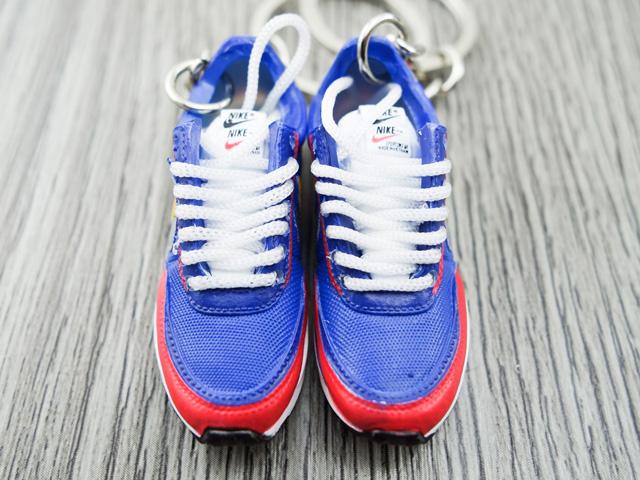 Mini 3D sneaker keychains Waffle x SACAI - Blue Multi - Sneakers Passion