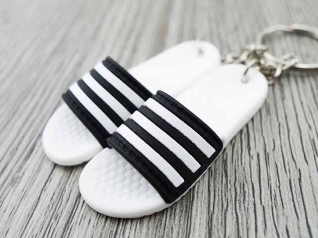 mini 3D sneaker keychains Flip Flops Sandals Black and White - Sneakers Passion