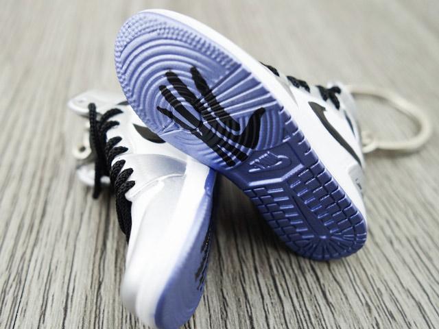 Mini sneaker keychain 3D AJ 1 - Kawhi Leonard - Sneakers Passion