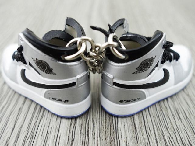 Mini sneaker keychain 3D AJ 1 - Kawhi Leonard - Sneakers Passion