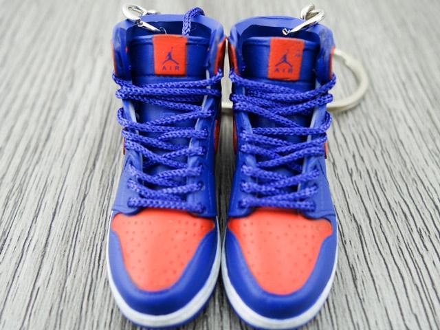 Mini sneaker keychain 3D Air Jordan 1 - NYC HQ - Sneakers Passion