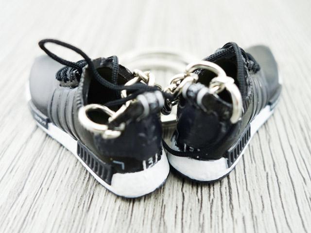 Mini Sneaker Keychains NMD runner - TOKYO - Sneakers Passion