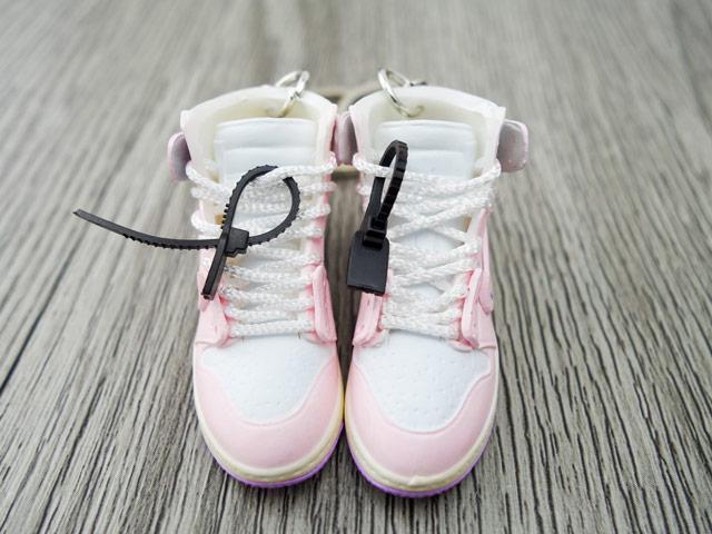 Mini sneaker keychain 3D Air Jordan 1 OW - PINK unreleased - Sneakers Passion
