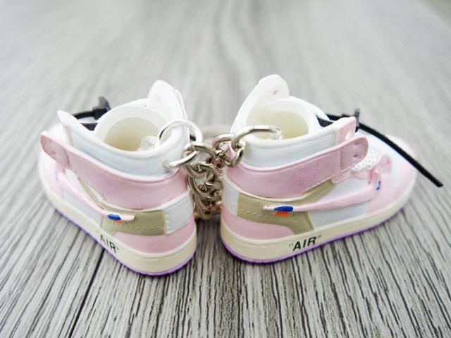 Mini sneaker keychain 3D Air Jordan 1 OW - PINK unreleased - Sneakers Passion