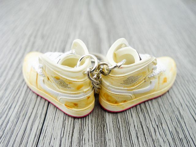 Mini sneaker keychain 3D Air Jordan 1 - Nigel Silvester HQ - Sneakers Passion