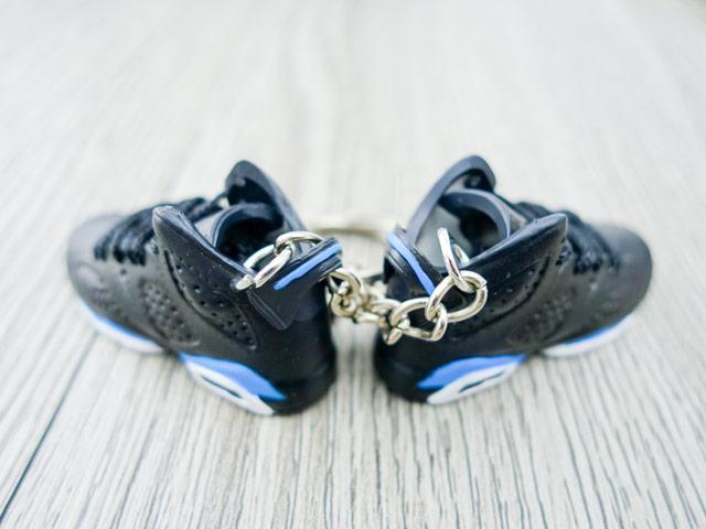 Mini Sneaker Keychains AJ 6 - Retro UNC - Sneakers Passion