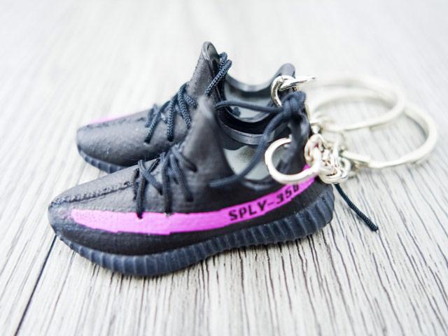 Mini Sneaker Keychains YZY - Black/ Pink - Sneakers Passion
