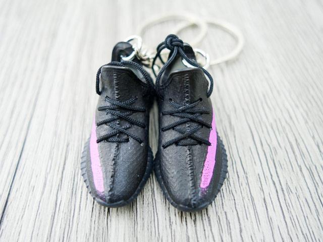 Mini Sneaker Keychains YZY - Black/ Pink - Sneakers Passion