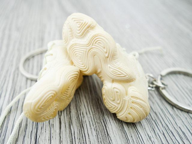 Mini Sneaker Keychains YZY 500 - BLUSH - Sneakers Passion