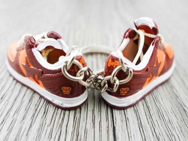 Mini 3D sneaker keychains BAPE - Brown/Orange - Sneakers Passion