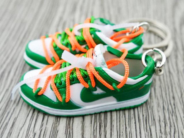 Mini sneaker keychain 3D Dunk Low OW - Pine Green - Sneakers Passion