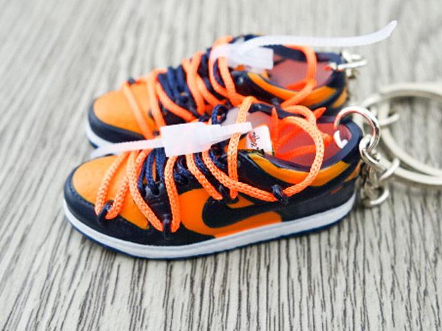 Mini sneaker keychain 3D Dunk Low OW - University Gold Midnight Navy - Sneakers Passion