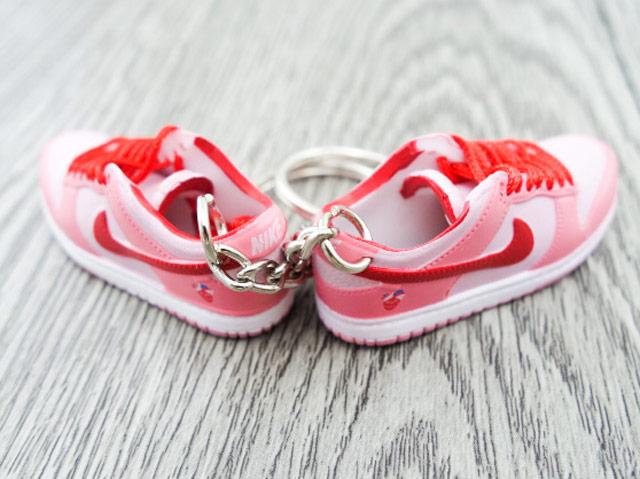 Mini sneaker keychain 3D Dunk - STRANGELOVE - Sneakers Passion