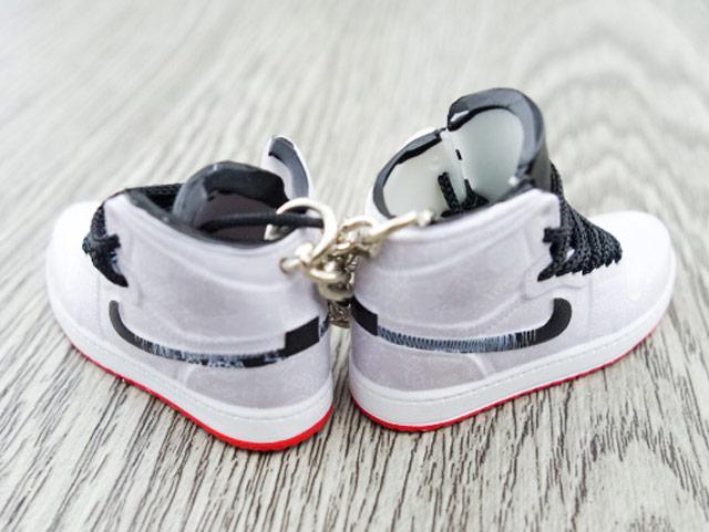 Mini sneaker keychain 3D Air Jordan 1 x CLOT HQ - Sneakers Passion