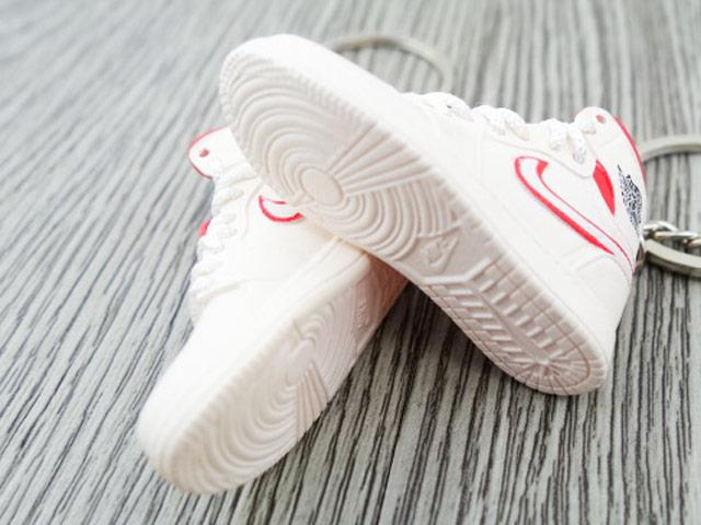Mini sneaker keychain 3D Air Jordan 1 High Phantom - Sneakers Passion