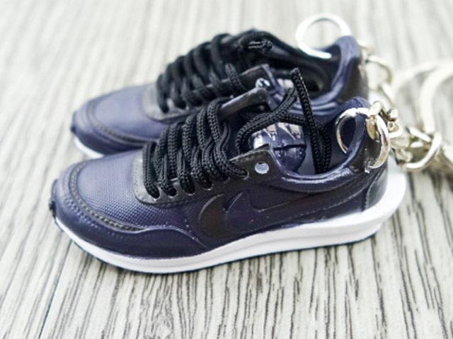 Mini 3D sneaker keychains Waffle x SACAI - Black - Sneakers Passion