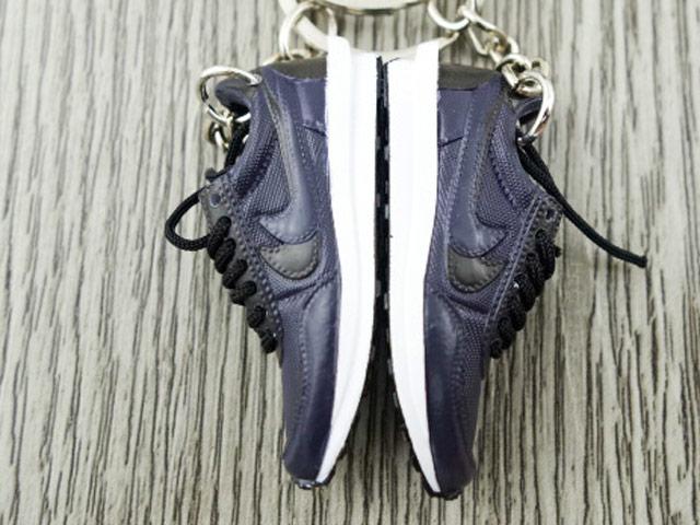 Mini 3D sneaker keychains Waffle x SACAI - Black - Sneakers Passion