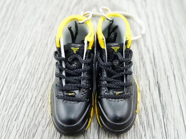 Mini sneaker keychain 3D Kobe 1 Protro Think 16 Black and Yellow - Sneakers Passion