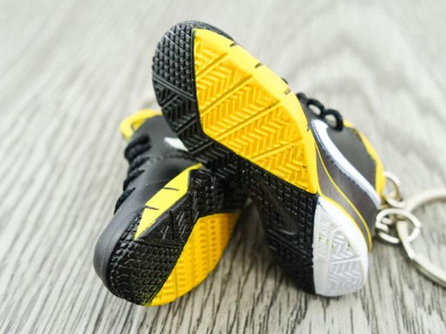 Mini sneaker keychain 3D Kobe 1 Protro Think 16 Black and Yellow - Sneakers Passion