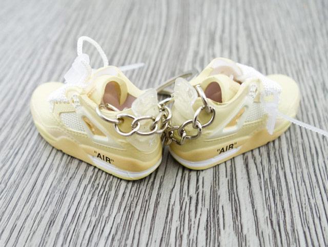 Mini sneaker keychain 3D AJ 4 x OW - Limited edition - Sneakers Passion