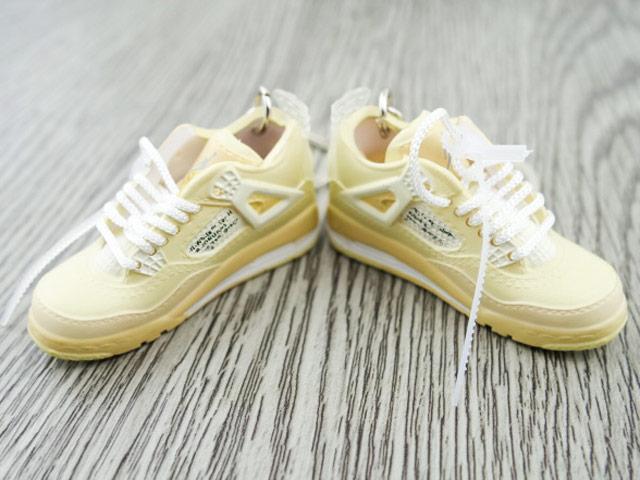 Mini sneaker keychain 3D AJ 4 x OW - Limited edition - Sneakers Passion
