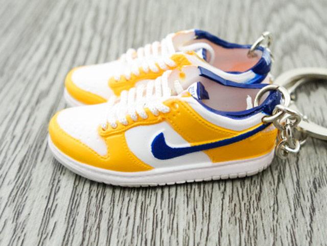 Mini sneaker keychain 3D Dunk Low Laser Orange - Sneakers Passion