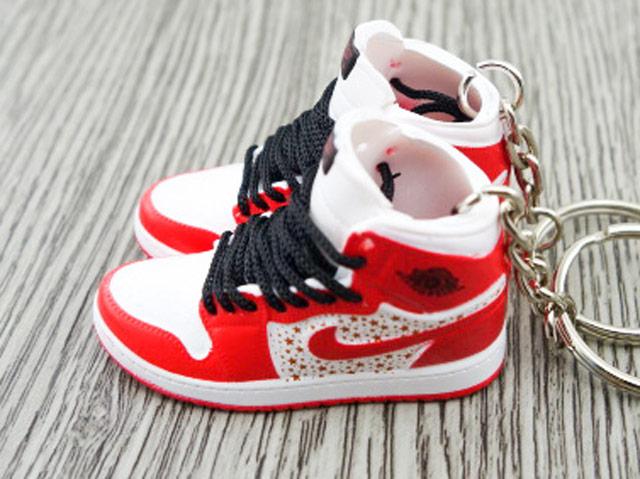Mini sneaker keychain 3D AJ1 x SUP - Red - Sneakers Passion