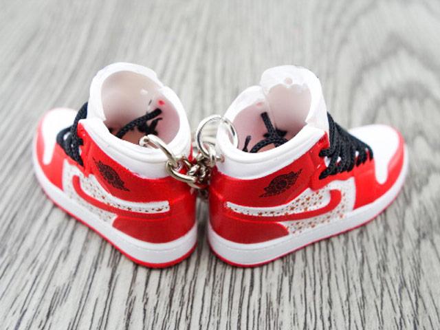 Mini sneaker keychain 3D AJ1 x SUP - Red - Sneakers Passion