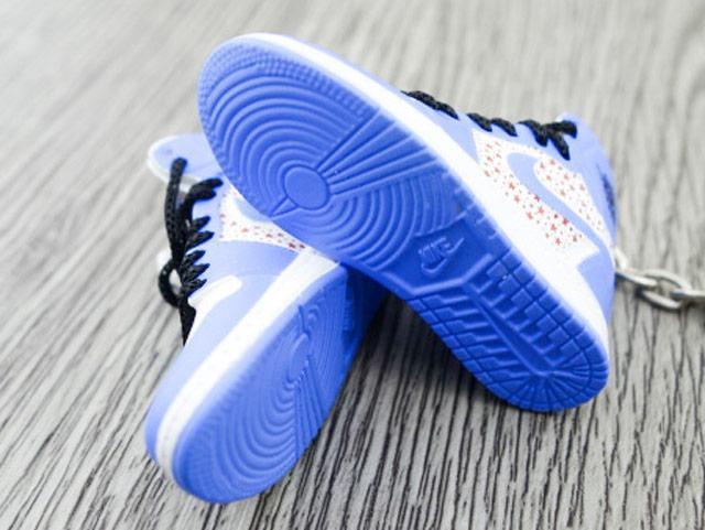 Mini sneaker keychain 3D Air Jordan 1 x SUP - Blue HQ - Sneakers Passion