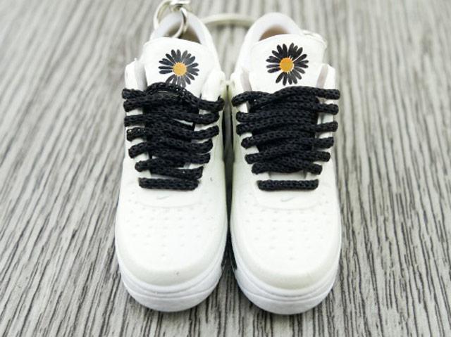 Mini 3D sneaker keychains Air Force 1 x G-Dragon Black x Peaceminusone - Sneakers Passion