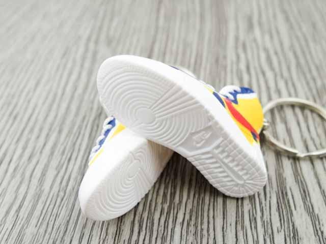 Mini 3D sneaker keychains Blazer x SACAI - Yellow/Red/Blue - Sneakers Passion