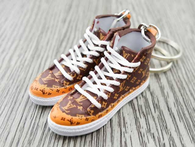 Mini sneaker keychain 3D LV - BROWN signature - Sneakers Passion