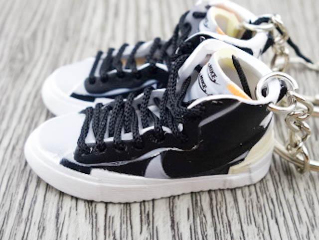 Mini 3D sneaker keychains Blazer x SACAI - Black White - Sneakers Passion