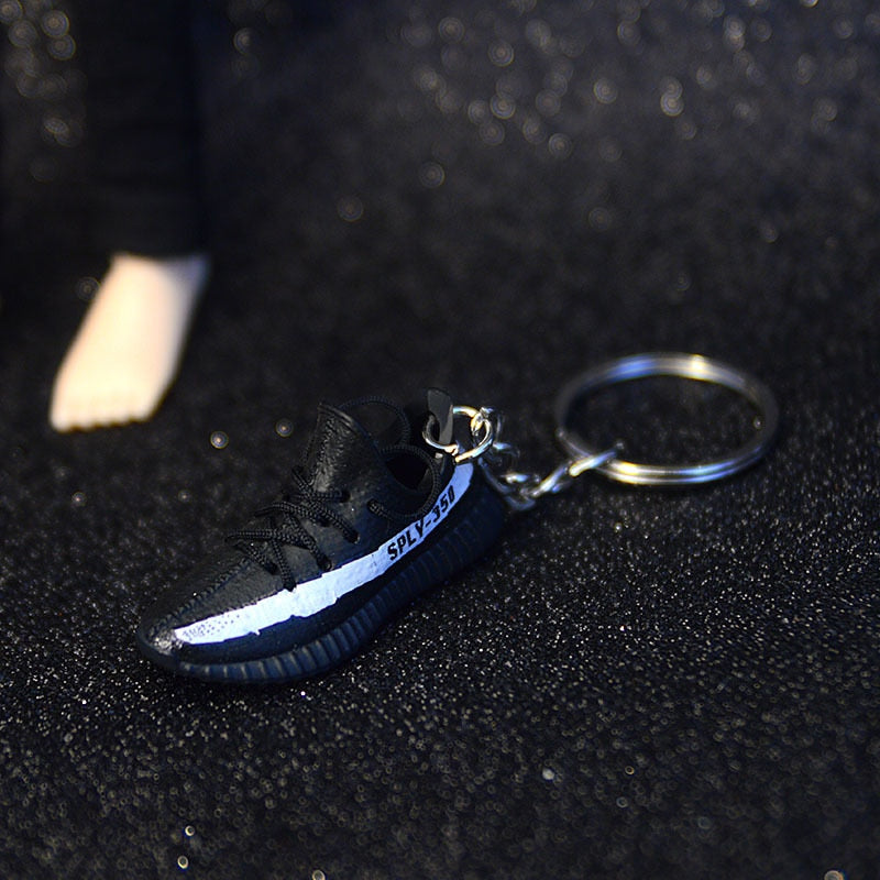 3D Mini Sneakers Keychain - Sneakers Passion