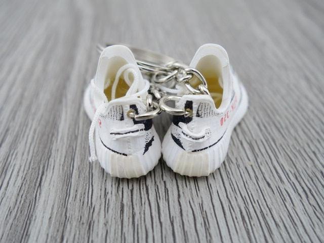Mini Sneaker Keychains YZY - Zebra - Sneakers Passion