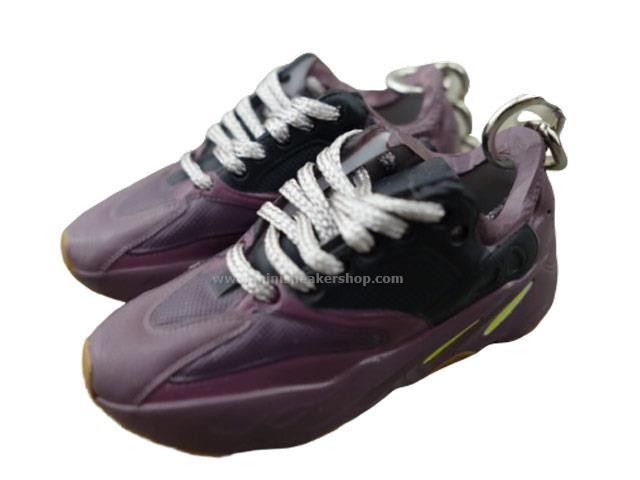 Mini Sneaker Keychains YZY 700 - MAUVE with white laces - Sneakers Passion